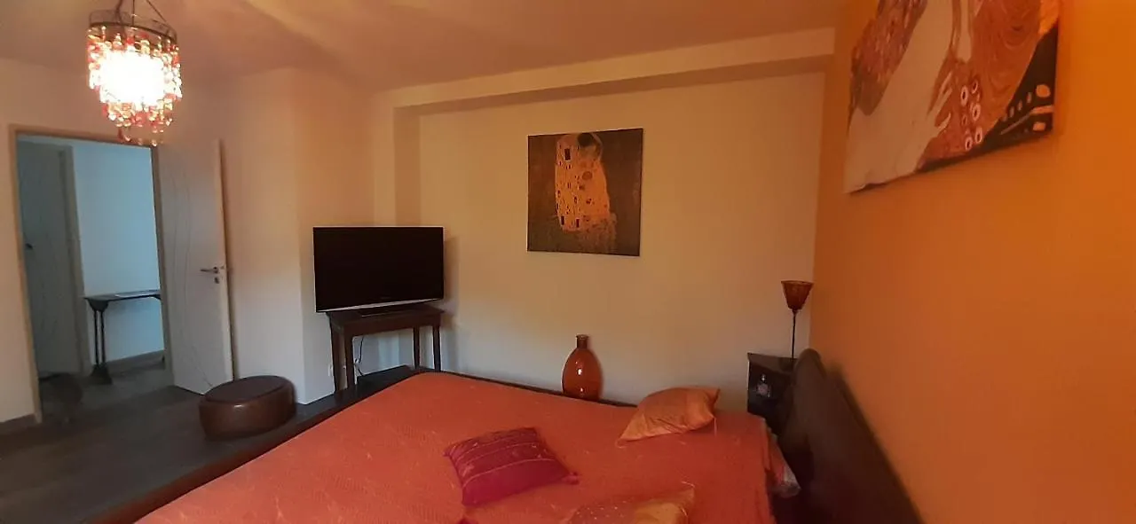La Cle Des Anges Avec Piscine Chauffee Apartment Egliseneuve-pres-Billom 0*,
