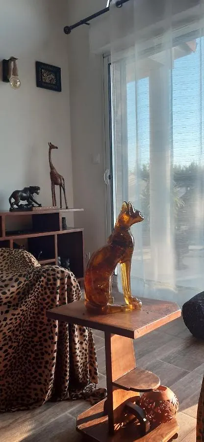 La Cle Des Anges Avec Piscine Chauffee Apartment Egliseneuve-pres-Billom France